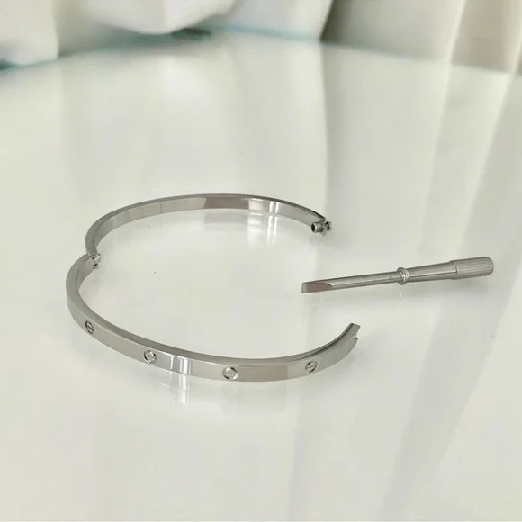 NEW Small Model Screw Cuff Bangle Love Bracelet with Screwdriver in Silver